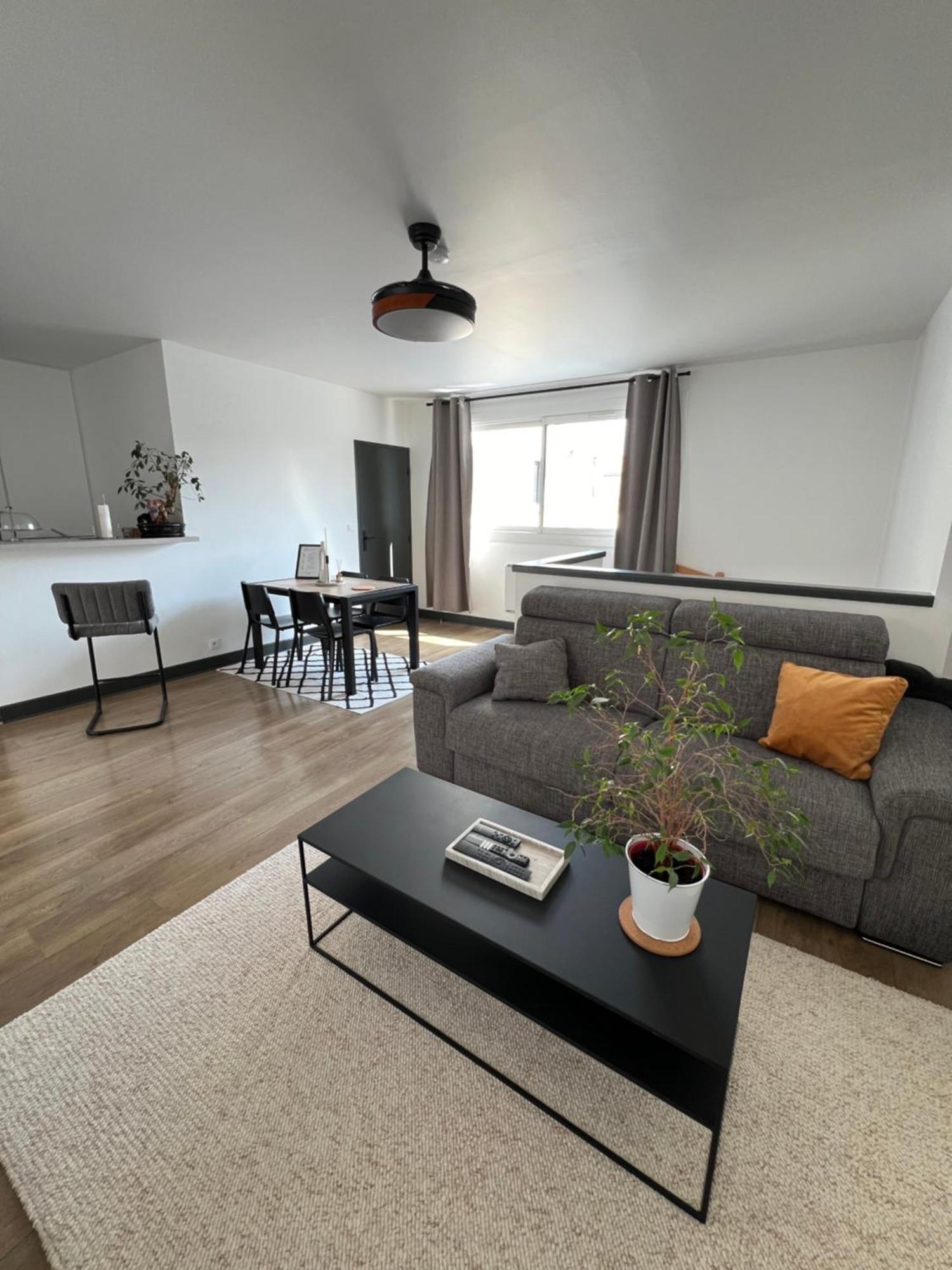 Hyper Centre A 80M Du Vieux Marche, T2 Calme Vue Sur Les Toits Rue Du Minage Apartment La Rochelle  Ngoại thất bức ảnh