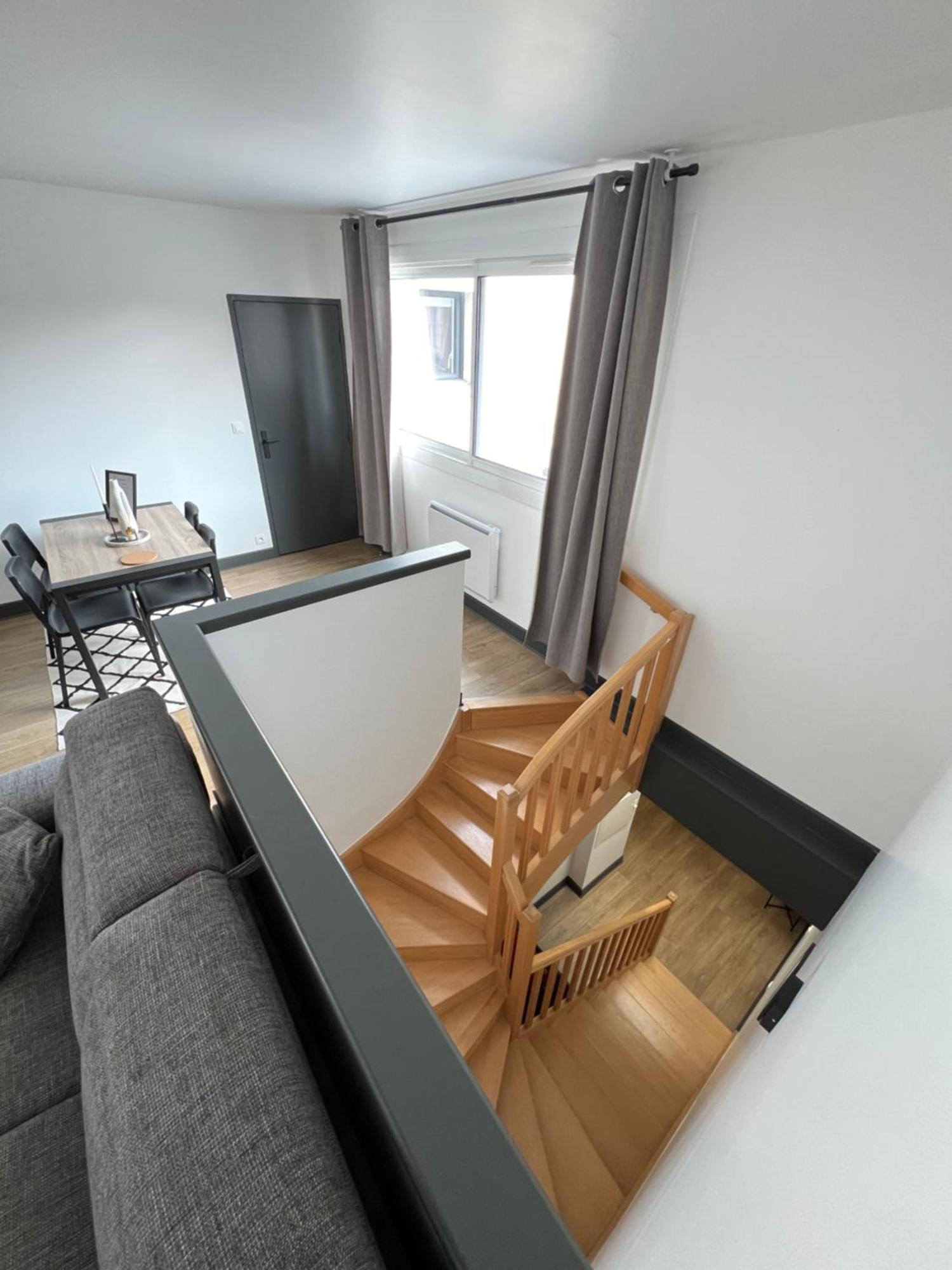 Hyper Centre A 80M Du Vieux Marche, T2 Calme Vue Sur Les Toits Rue Du Minage Apartment La Rochelle  Ngoại thất bức ảnh